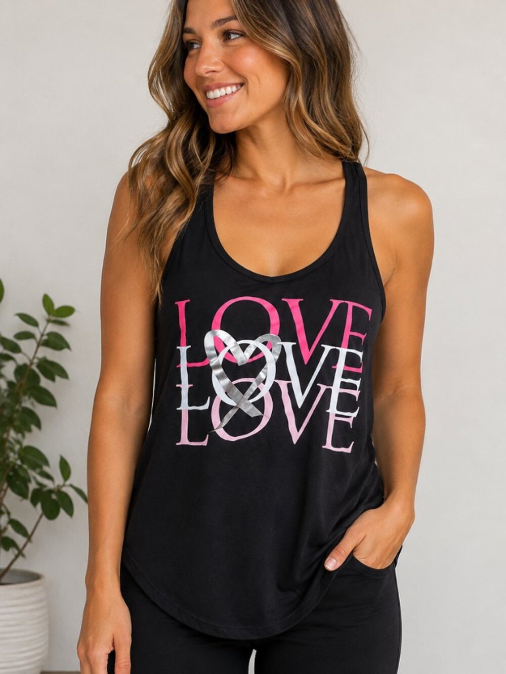 Victoria's Secret LOVE Graphic Racerback Tank Top Women's Medium Black Pink
